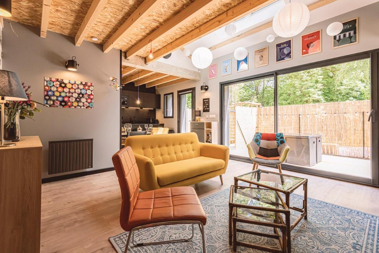 Gîtes Sérénaé avec vue sur rivière Val de Vesle Extérieur photo