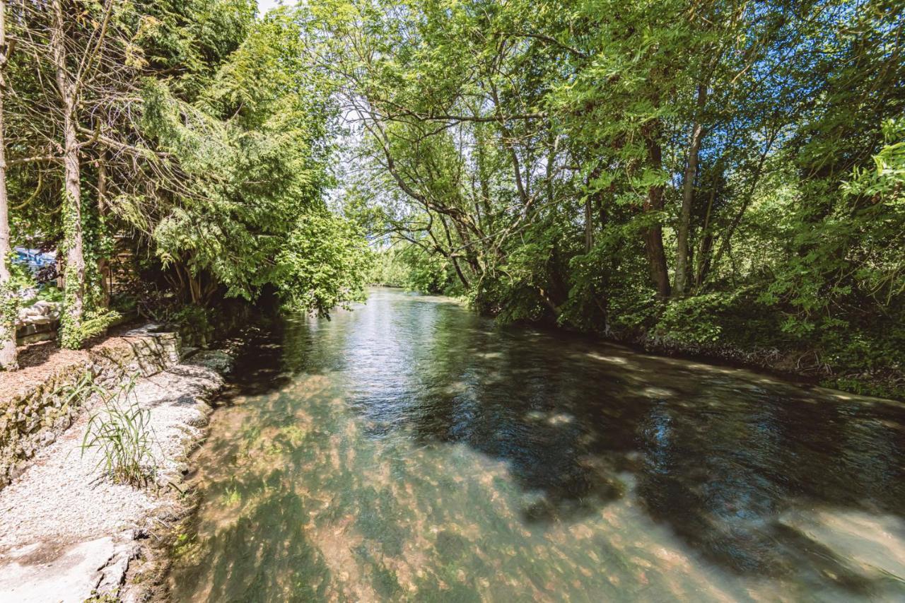 Gîtes Sérénaé avec vue sur rivière Val de Vesle Extérieur photo